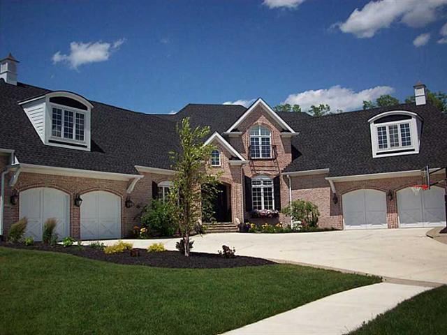 House with garage